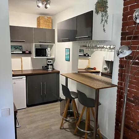 Apartman Beau & Grand T2, Balcon, Parking Au Calme