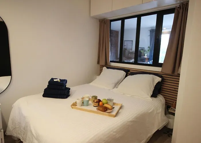 Beau & Grand T2, Balcon, Parking Au Calme Biarritz